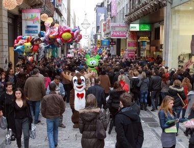 Οι γιορτές των Χριστουγέννων δεν ζέσταναν την αγορά- Αρνητικό πρόσημο στην αγοραστική κίνηση